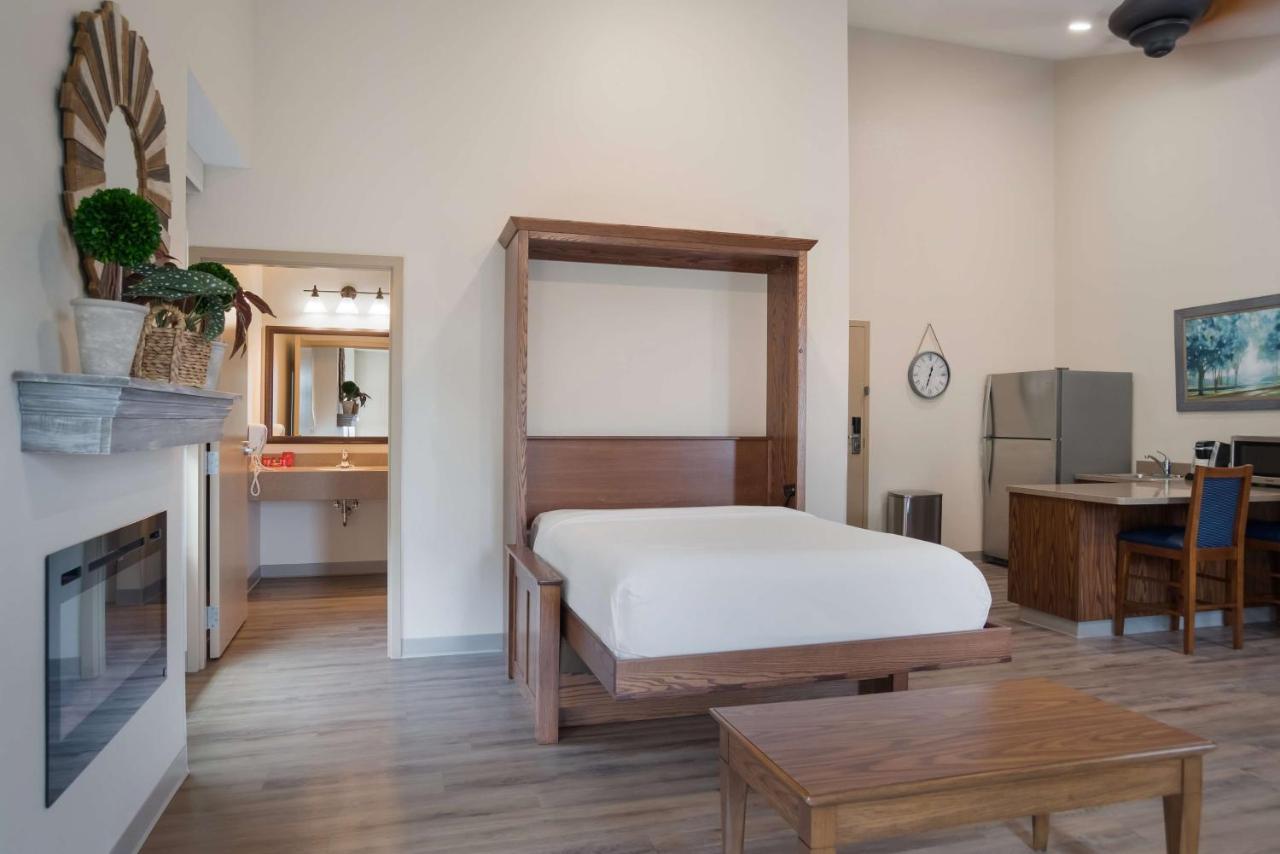 Surestay Plus Hotel By Best Western Elizabethtown Hershey Luaran gambar